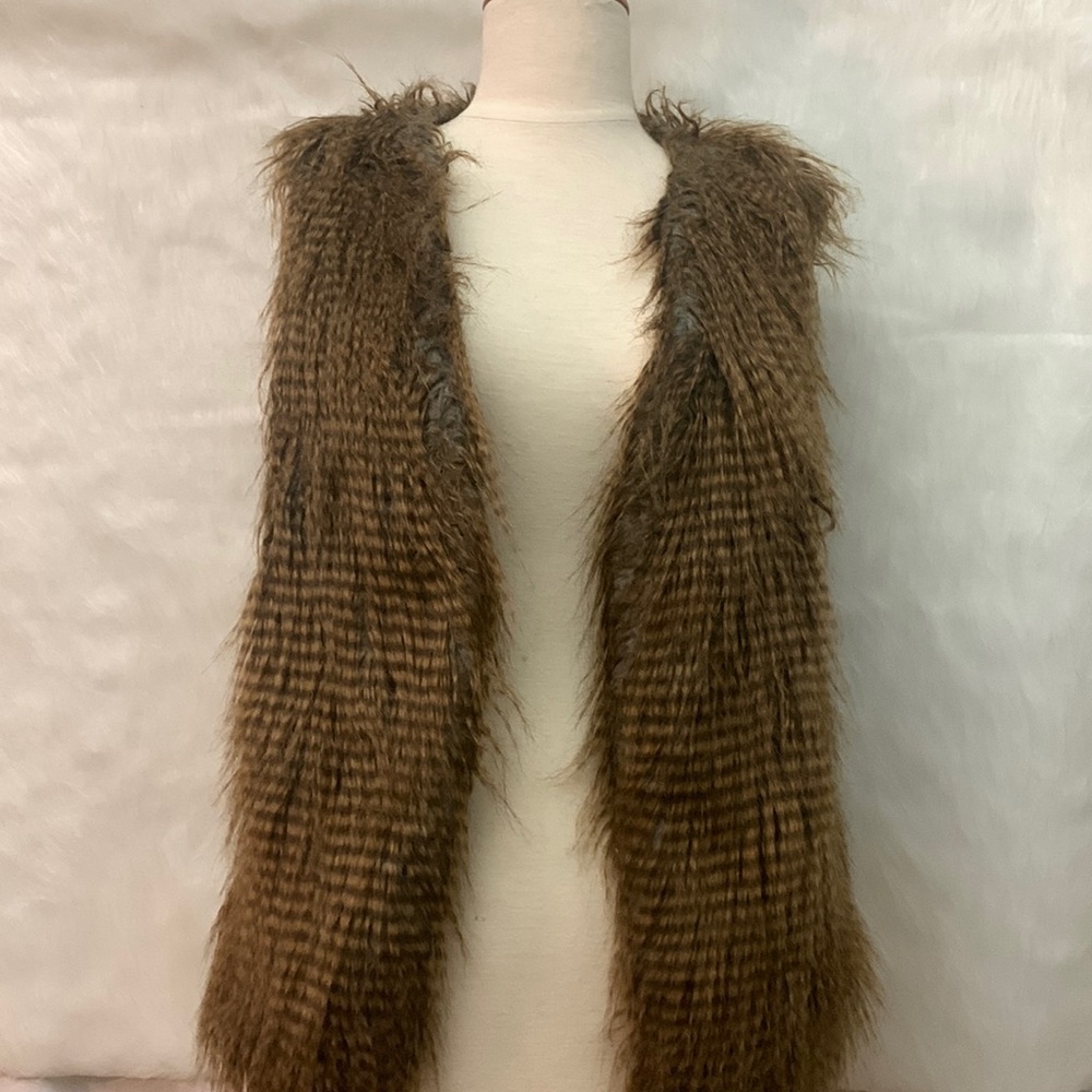 Forever 21+, faux fur vest, size XL